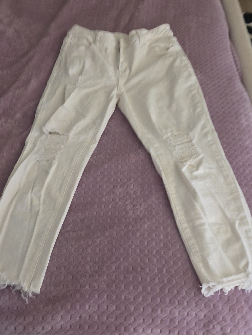 White Distressed Women's Jeans - Classic High-Rise Stretch